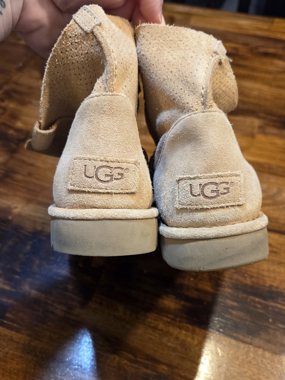 UGG Women's Classic Unlined Mini Perf Boots Size 9 Tan Gorpcore Preppy Boho - Picture 5 of 7